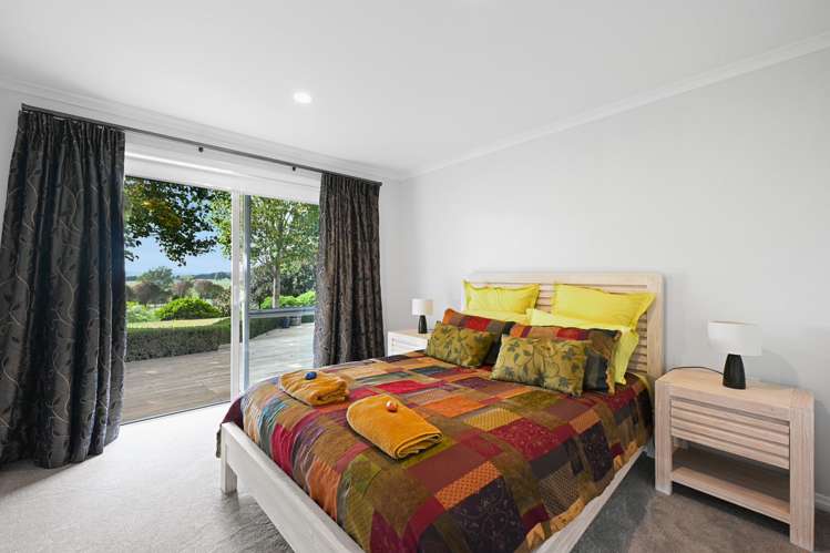 2/234 Gillard Road Ngahinapouri_16