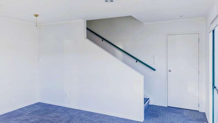 Unit 5A/18 Croskery Road Red Hill_2