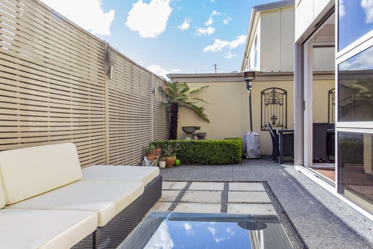 6 Elderwood Lane Edgeware_11