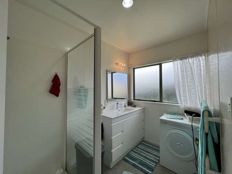 2/148 Bucklands Beach Road Bucklands Beach_3