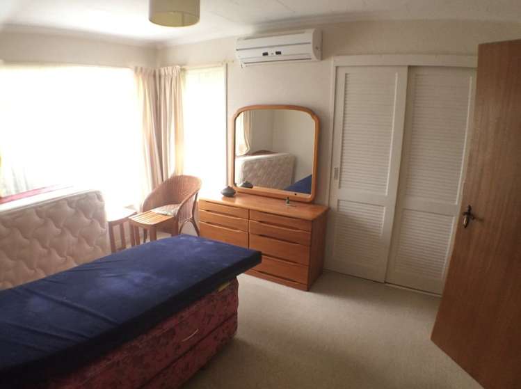 10 Katene Street West End_3