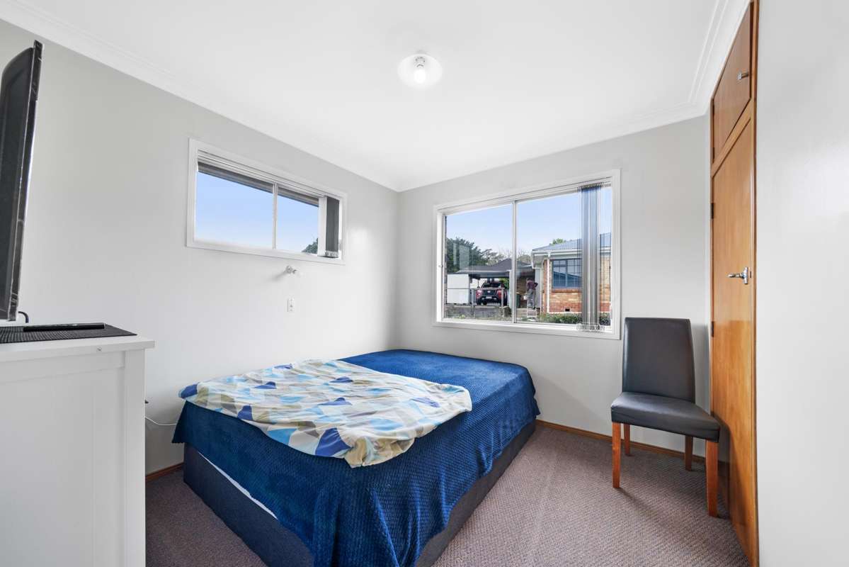 2/32 Coles Crescent_2