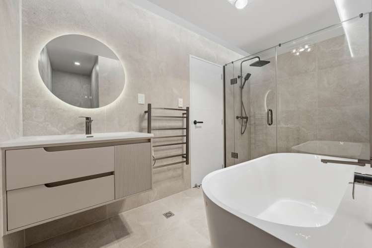 Unit 5/89 Otuwairoa Esplanade Papakura_11