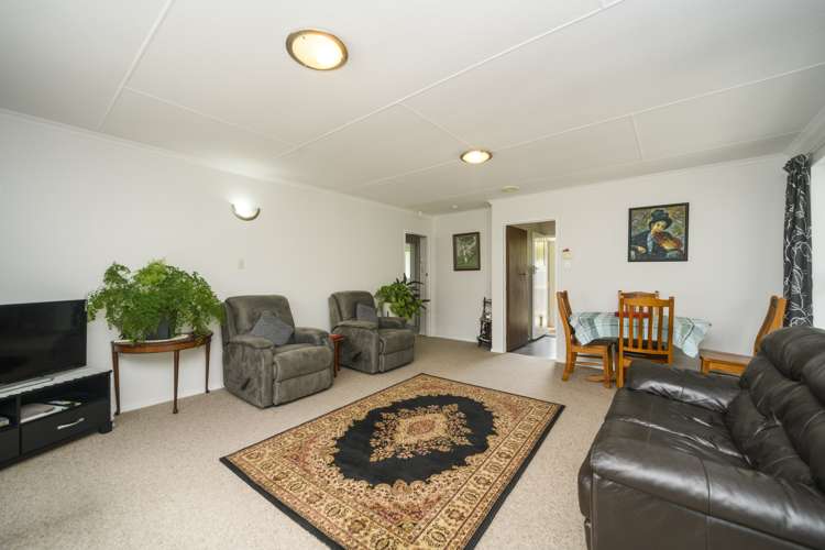 4a Cedar Crescent Feilding_4
