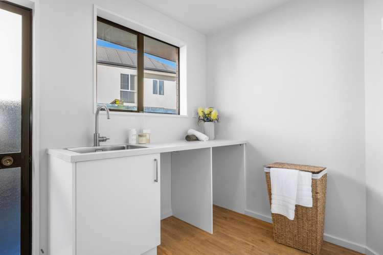 2 De Courcy Place Avondale_13