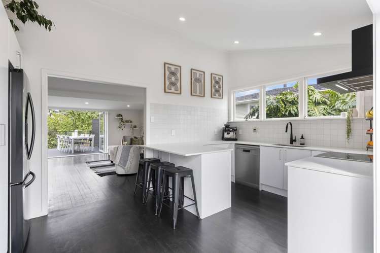 29 Trelawn Place Cockle Bay_13