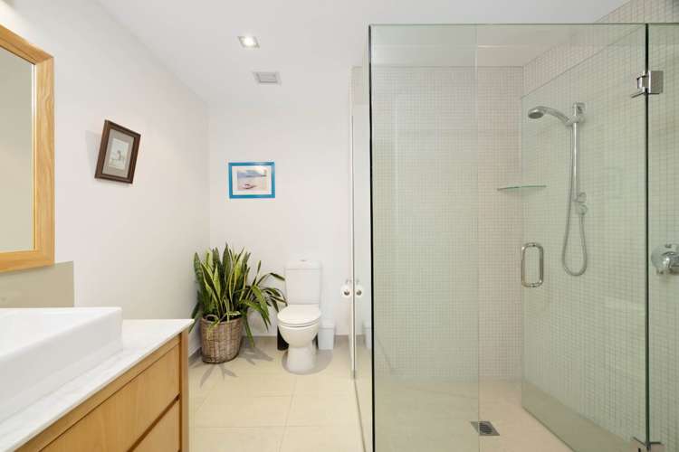 1/20 Pillans Road Otumoetai_13