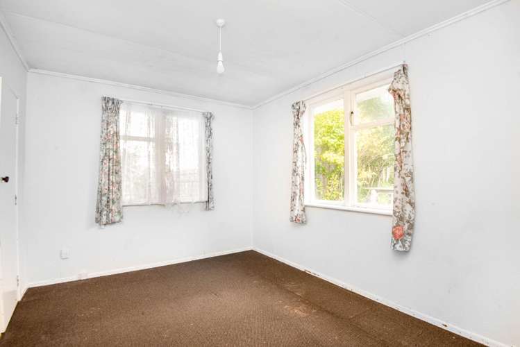 42 Kaituna Street Waitangirua_12