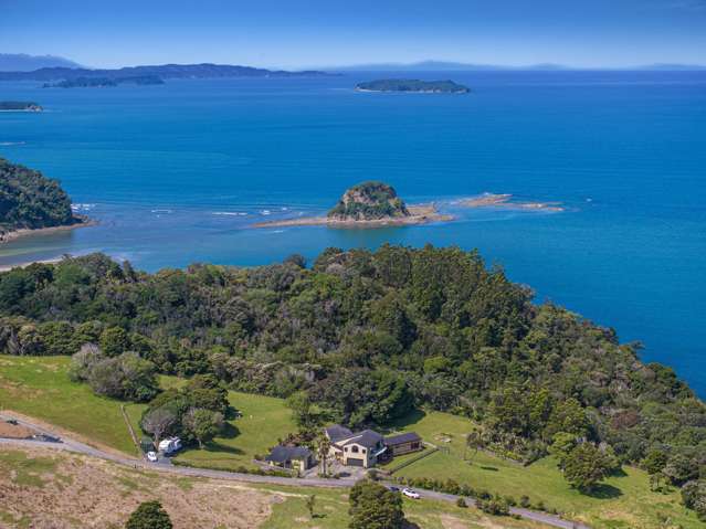 Panoramic Paradise in Waiwera