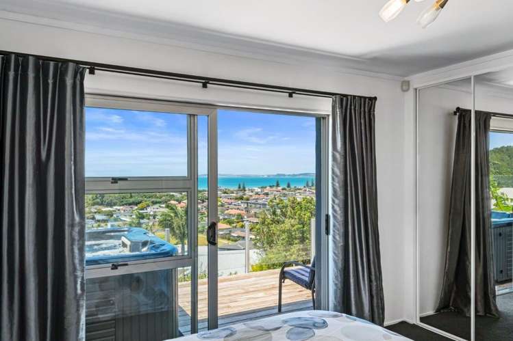 65 West Hoe Heights Orewa_12