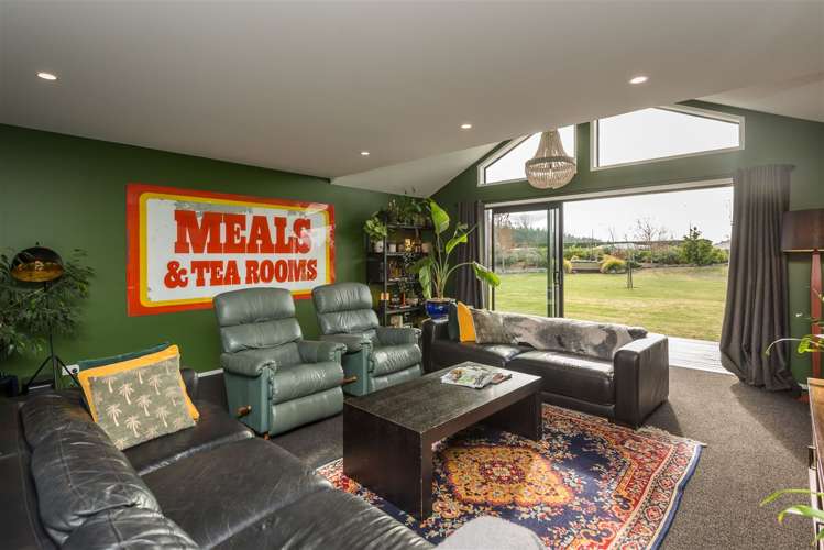 32 Landsborough Drive Darfield_33