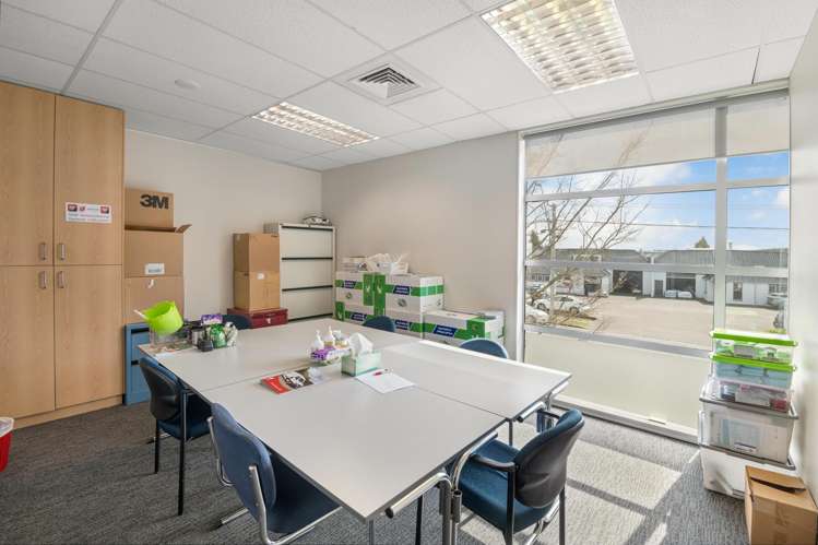 First floor, 567 Wairakei Road Burnside_7