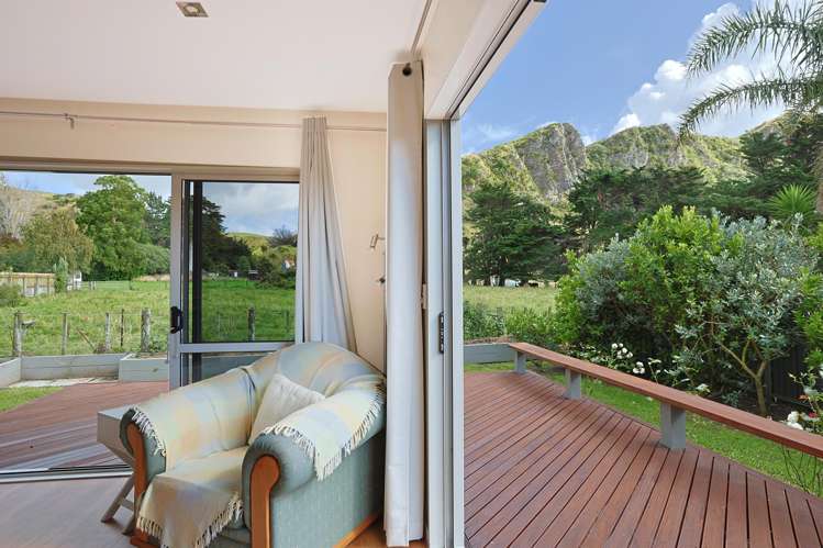 9 John Ross Place Kairakau Beach_10