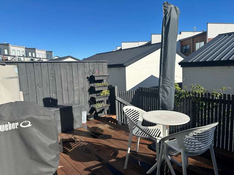 6 Alexander Willis Crescent Hobsonville_12