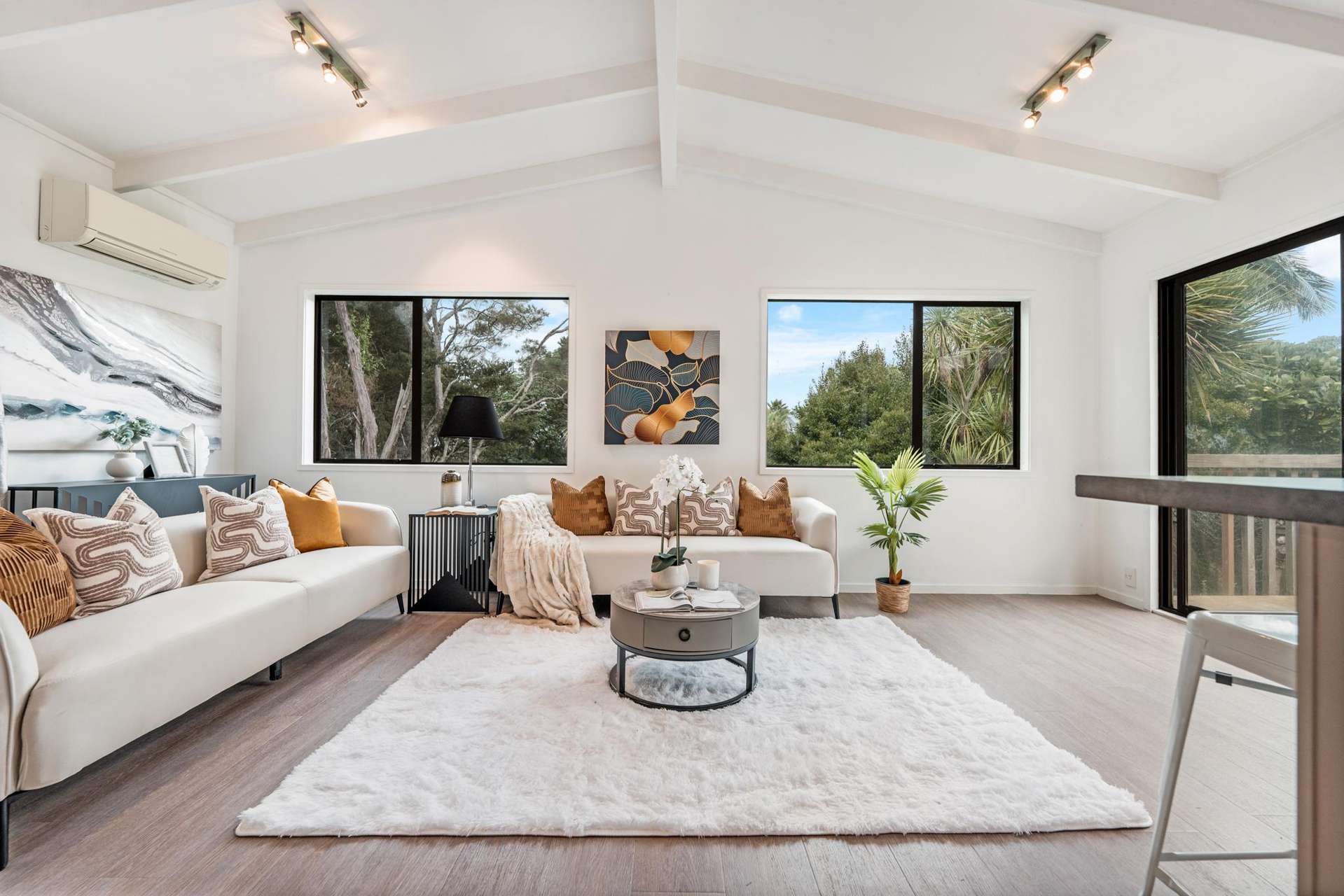 2/104 Ocean View Road Hillcrest_0