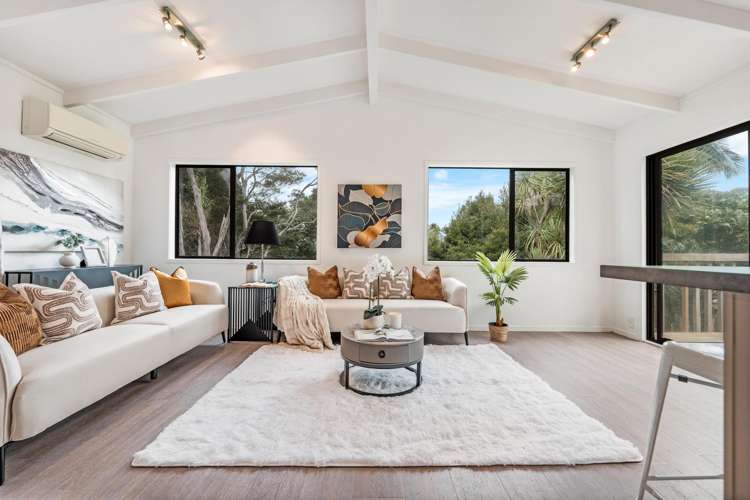 2/104 Ocean View Road Hillcrest_0