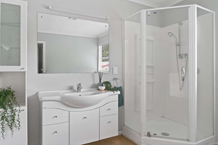 25 Glenn Terrace Otumoetai_7