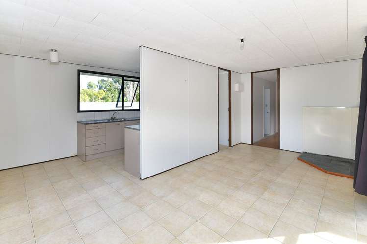 10 Shadon Place Stanmore Bay_6