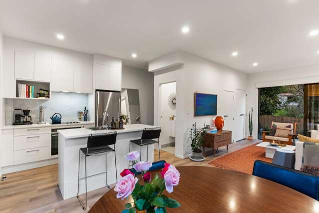 33 Meg Lane Glen Eden_3