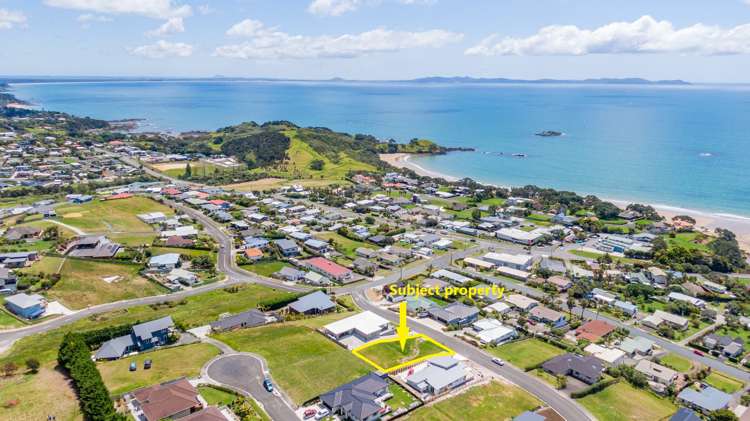 8 Christine Drive Coopers Beach_9