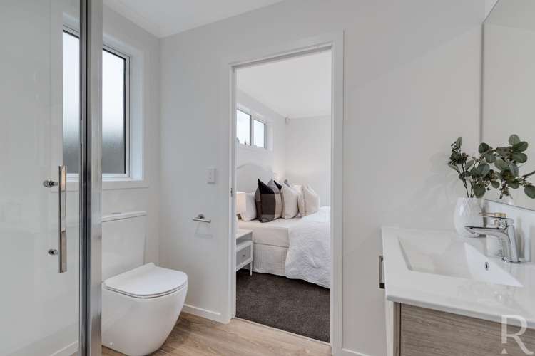 1-3/70 Thompson Street Leamington_9