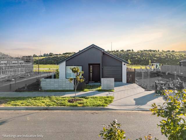 Owners Moving Overseas - Must Be Sold!