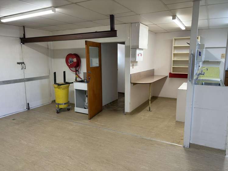 169-171 Dee Street Invercargill_12