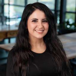 Noujan Nayeri