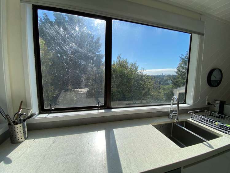 2/27 Onewa Road Northcote_7