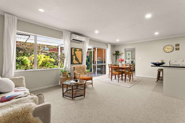 39 Galloway Crescent Pyes Pa_7