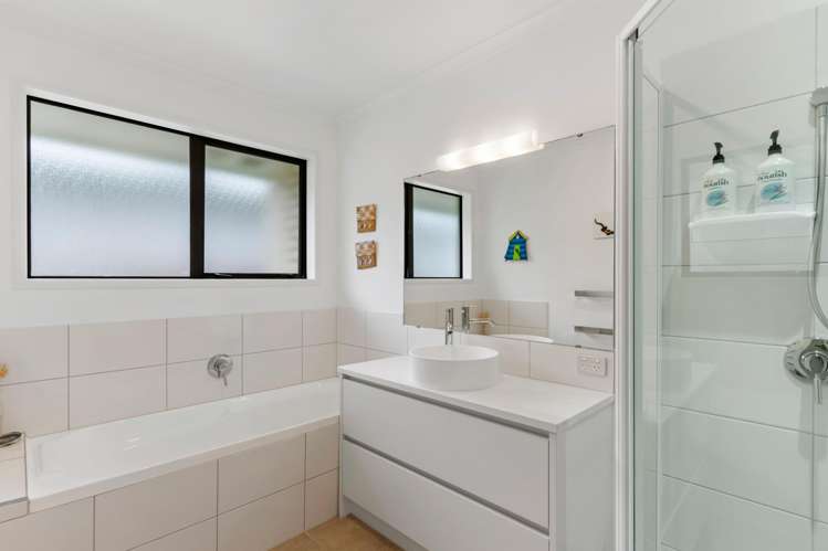 3 Gibbia Way Beachlands_16