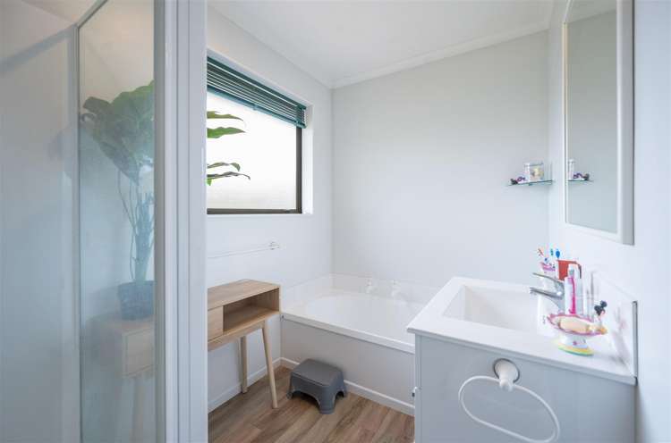 370 Suffolk Road Stoke_17