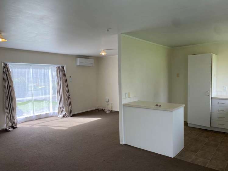 16 Bernina Place Manurewa_3