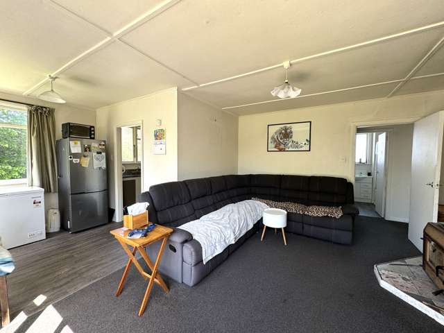 35 Malcolm Terrace Balclutha_2