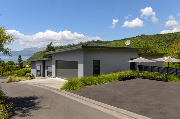 19h Te Mu Road Lake Tarawera_19