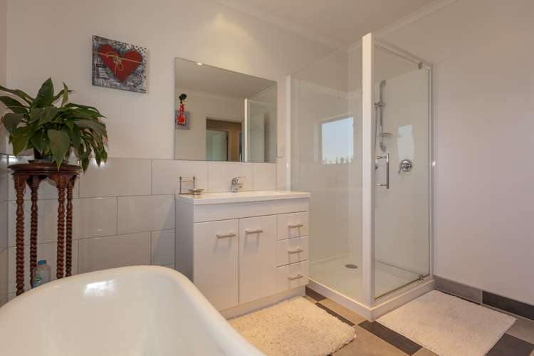 27 Telford Way Raumati Beach_18