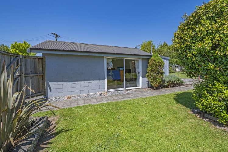 5669 West Coast Road Springfield_21