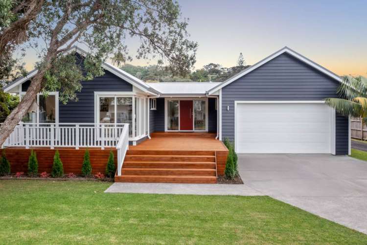 53 Arkles Strand Arkles Bay_1