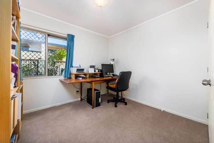 6 Lockington Avenue Henderson_17