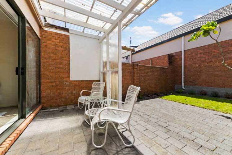 18/1 Melview Place New Lynn_6
