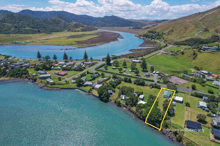 14 Rauparaha Street Marokopa_21