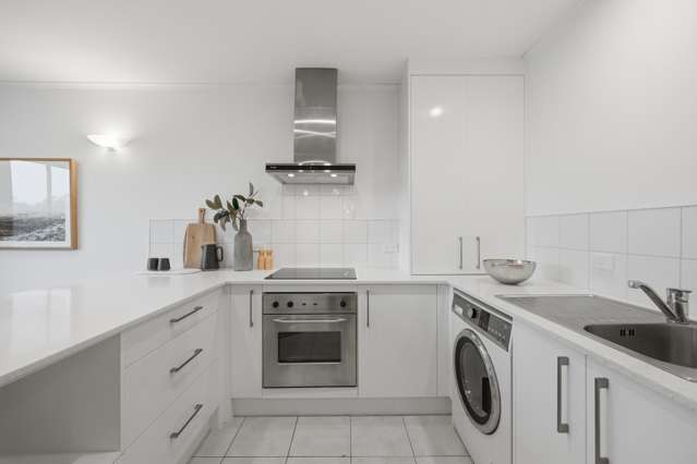 15/83 Lake Road Belmont_4