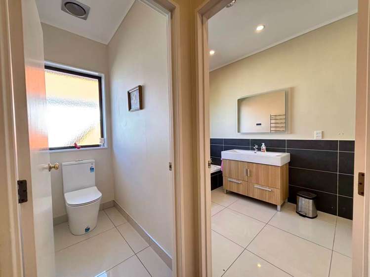 7 Rochester Crescent Somerville_11