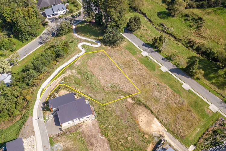 28 Hill Tops Way Stoke_5