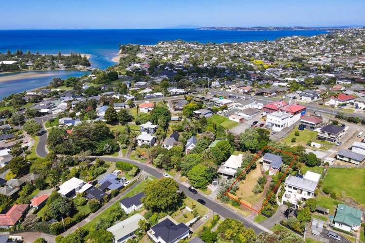 15 Pohutukawa Avenue_3