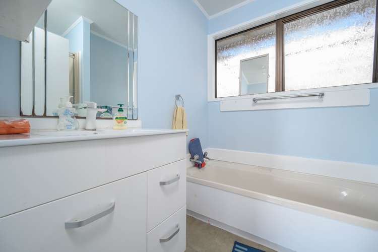 68 Sunvue Road Glen Eden_14