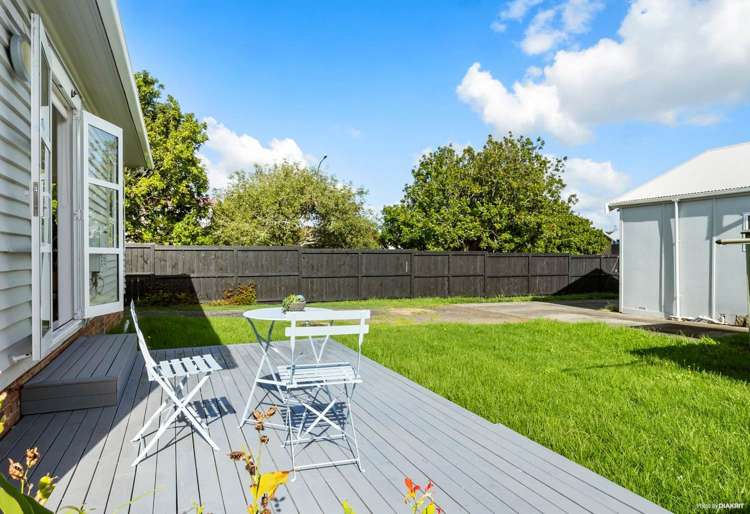 31 Springleigh Avenue Mount Albert_3