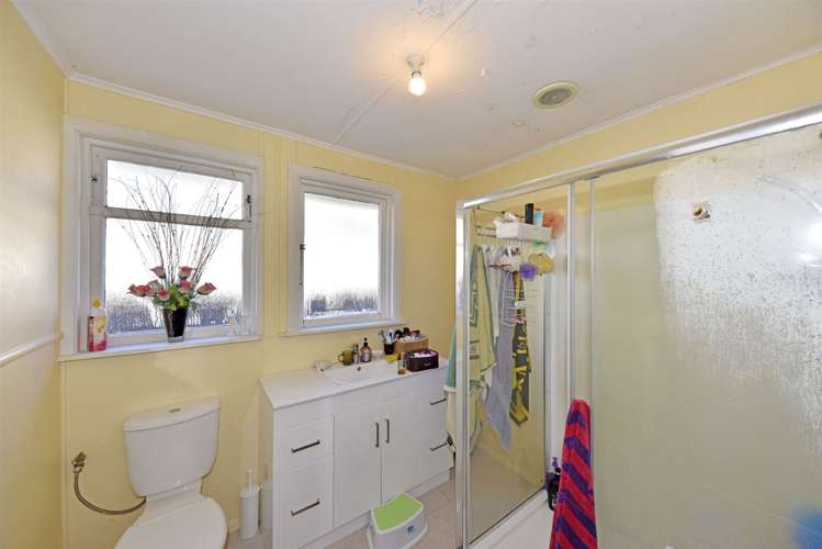 73 Aldershot Street Aranui_6