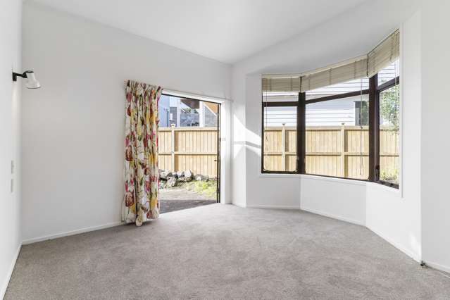 20 Dunkerron Avenue Epsom_3