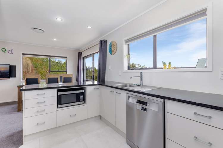 154 Carnoustie Drive Wattle Downs_8